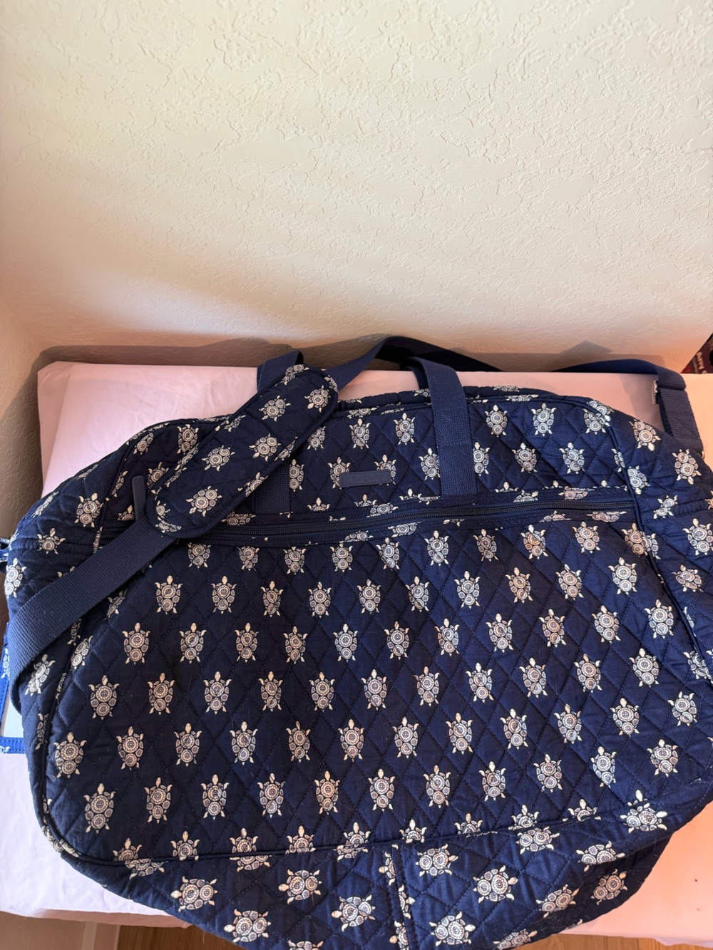 NWT Vera Bradley | Navy Quilted Floral Travel Duffle